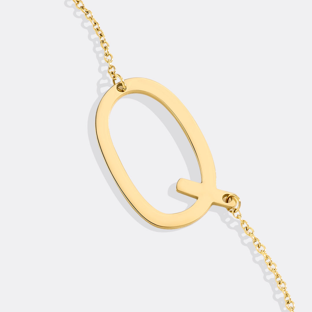 Inez – Collier avec initiale déclarative
