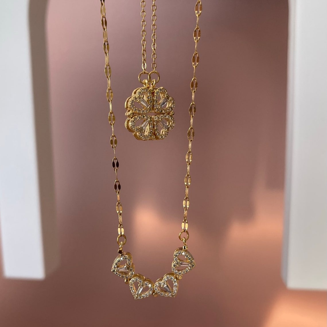 Collier de trèfle à quatre feuilles - Collier magnétique avec cœur