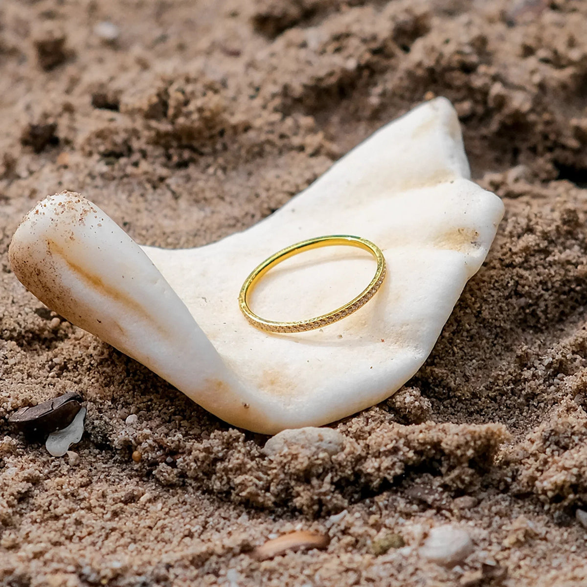 Zarra – bague pavé d'or radieux