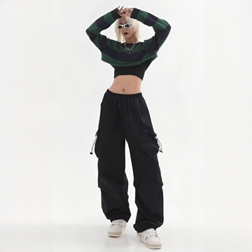 Aimée - Pantalon cargo contemporain à large jambe