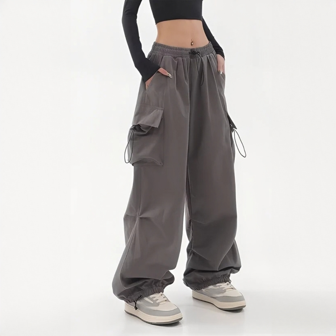 Aimée - Pantalon cargo contemporain à large jambe