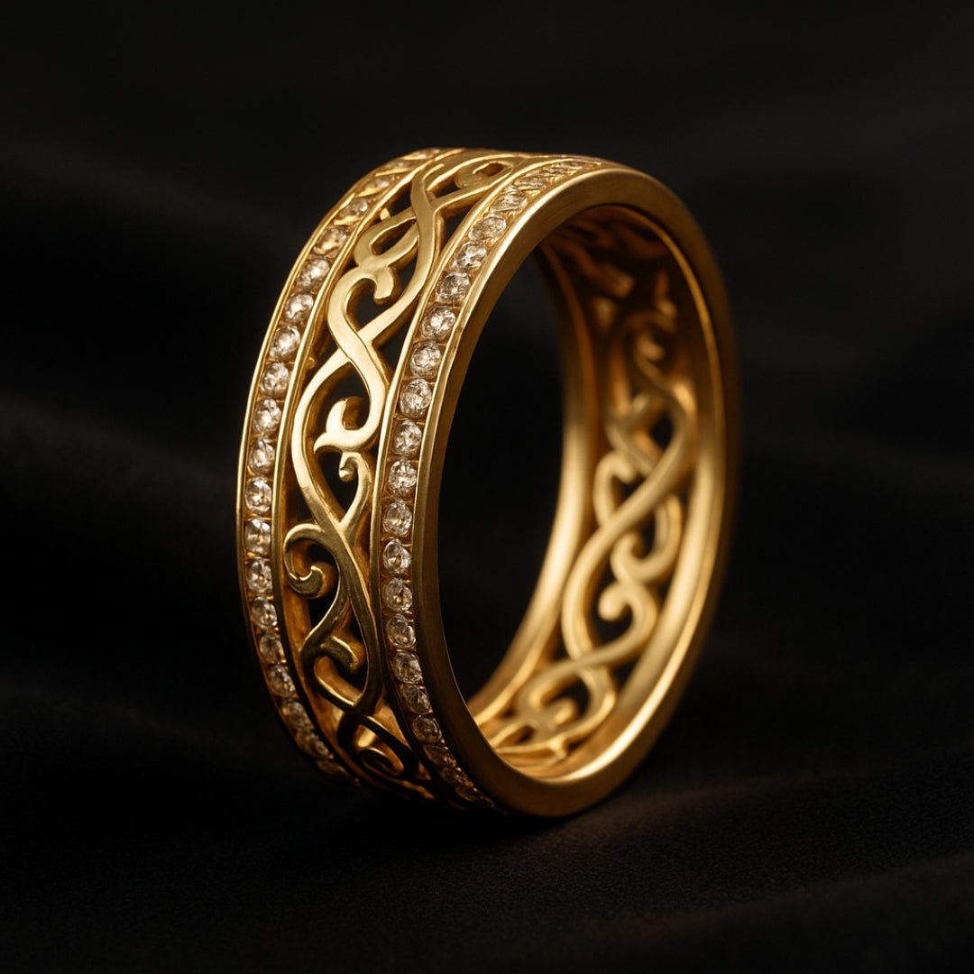 Jevy – Bague dorée large avec des creux