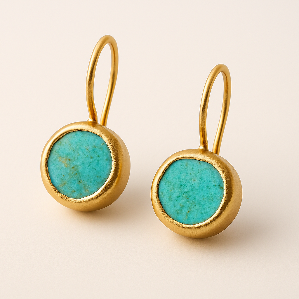 Maia – Boucles d'oreilles dorées avec pierre turquoise