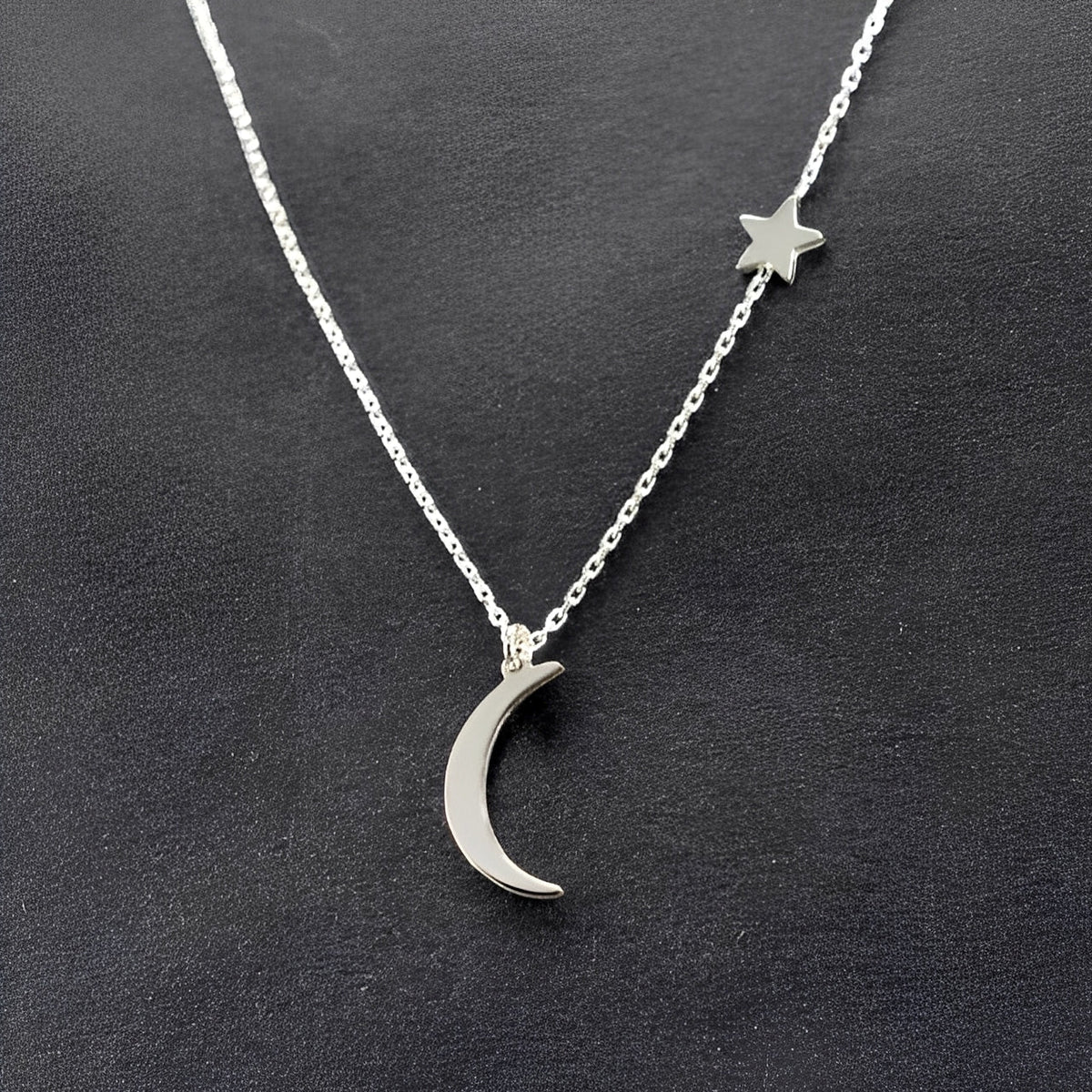Lunaria – Collier Étoile et Lune Poétique