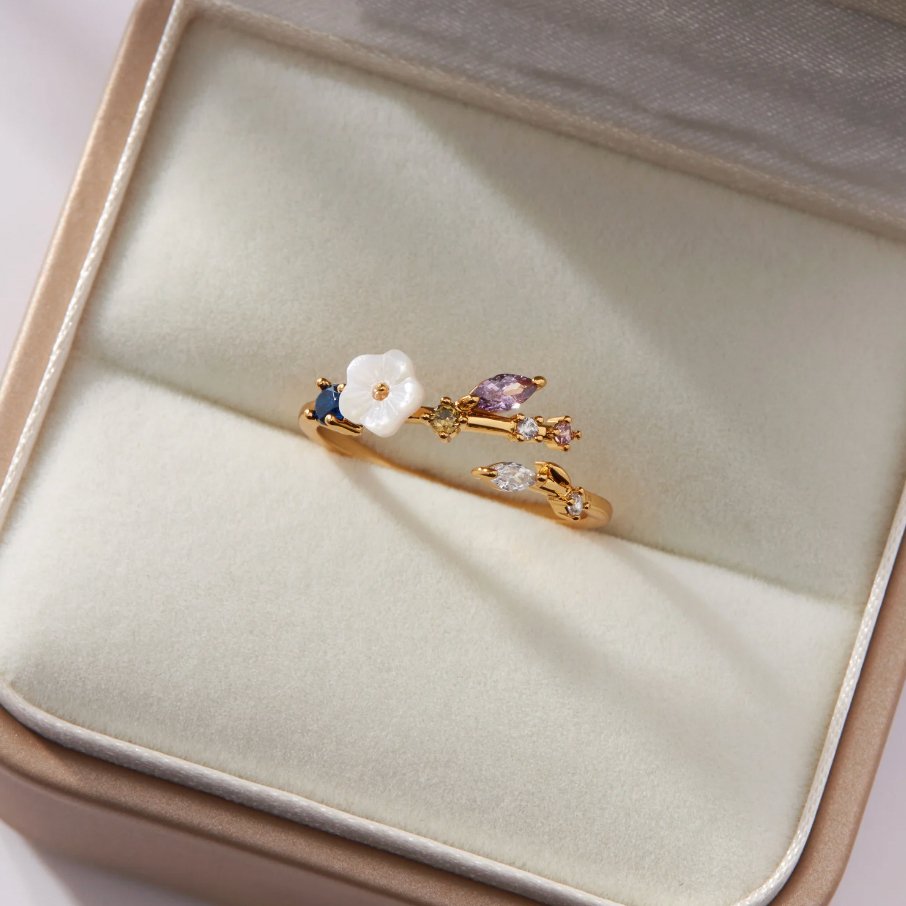 Leah - Bague en Or avec Fleurs en Cristal Blanc