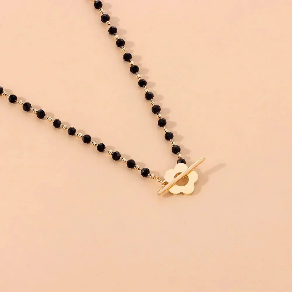 Naya - Collier choker floral avec fermoir en fleurs