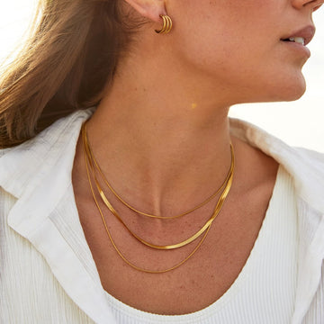 Alix – Collier doré à plusieurs rangs