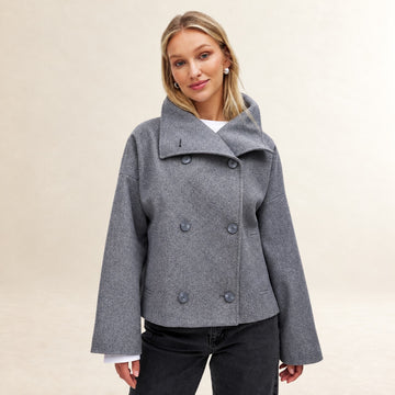 Blazer femme à double boutonnage avec revers larges et coupe droite