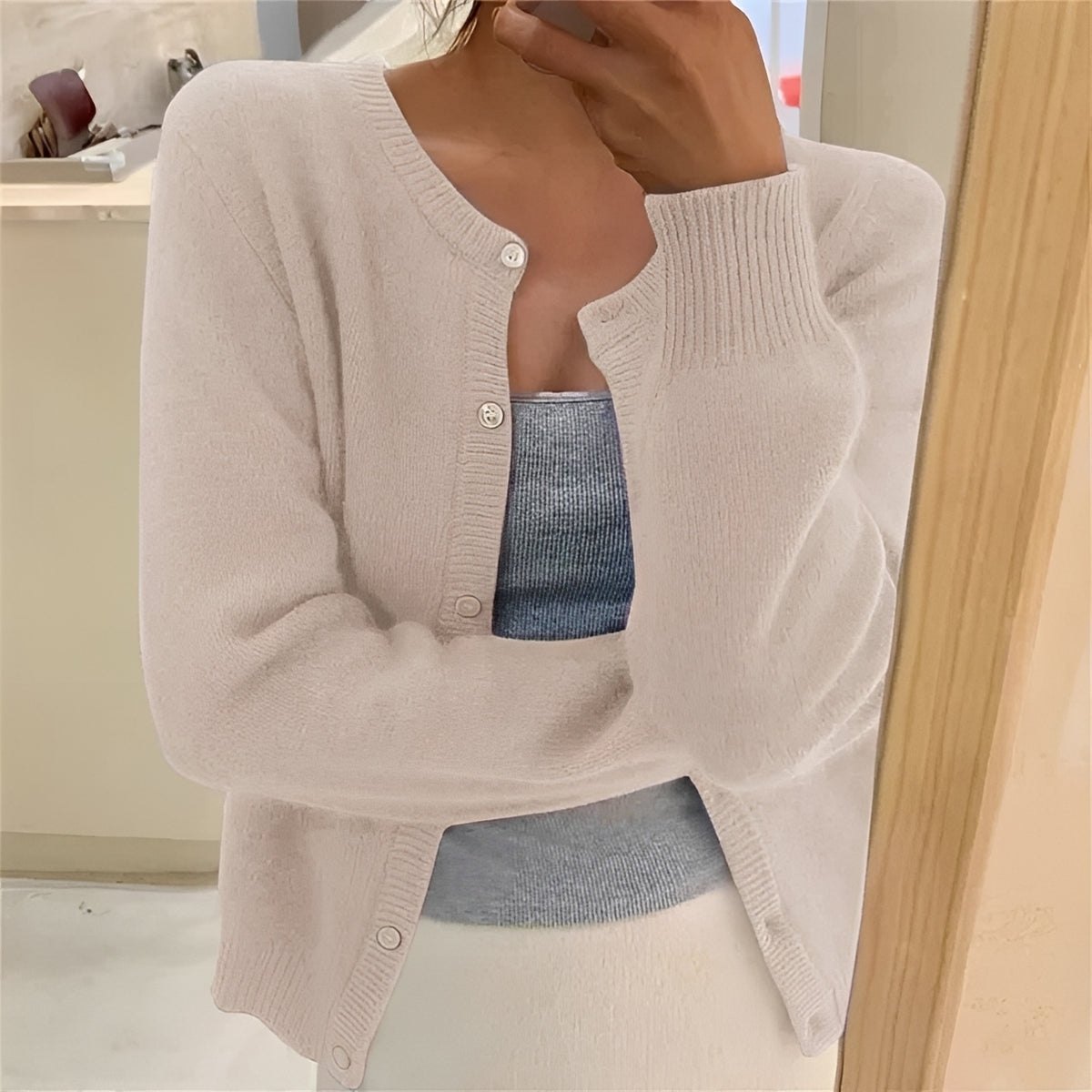 Cardigan femme à boutons, poignets côtelés, coupe régulière