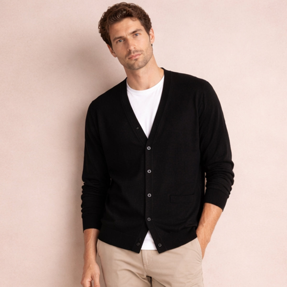 Cardigan homme à col V boutons poches avant coupe décontractée