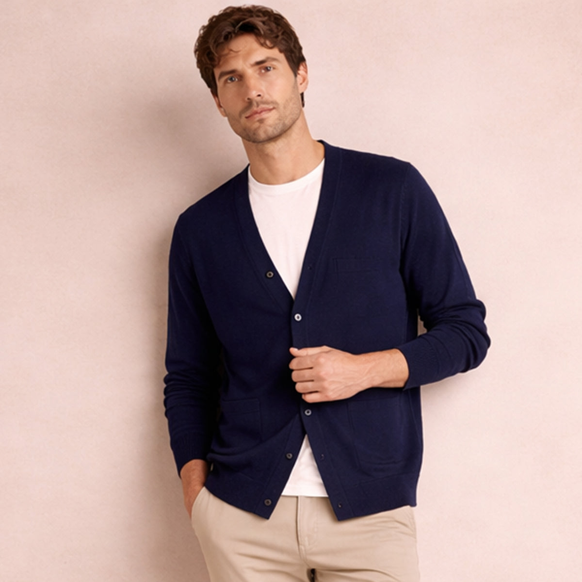 Cardigan homme à col V boutons poches avant coupe décontractée