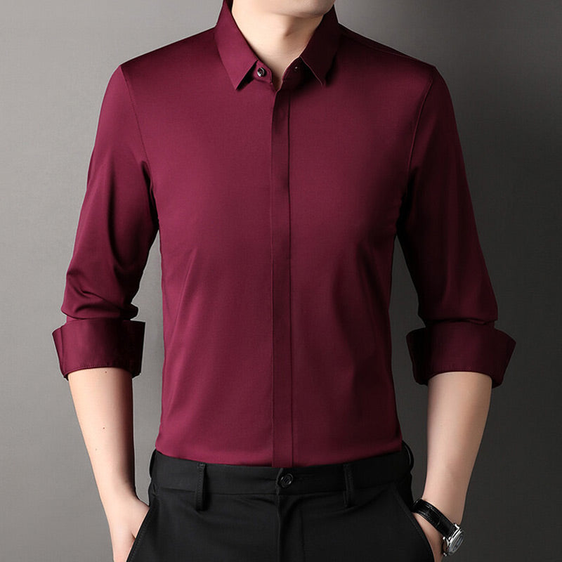 Chemise homme à manches longues coupe moderne avec boutons et poignets roulés