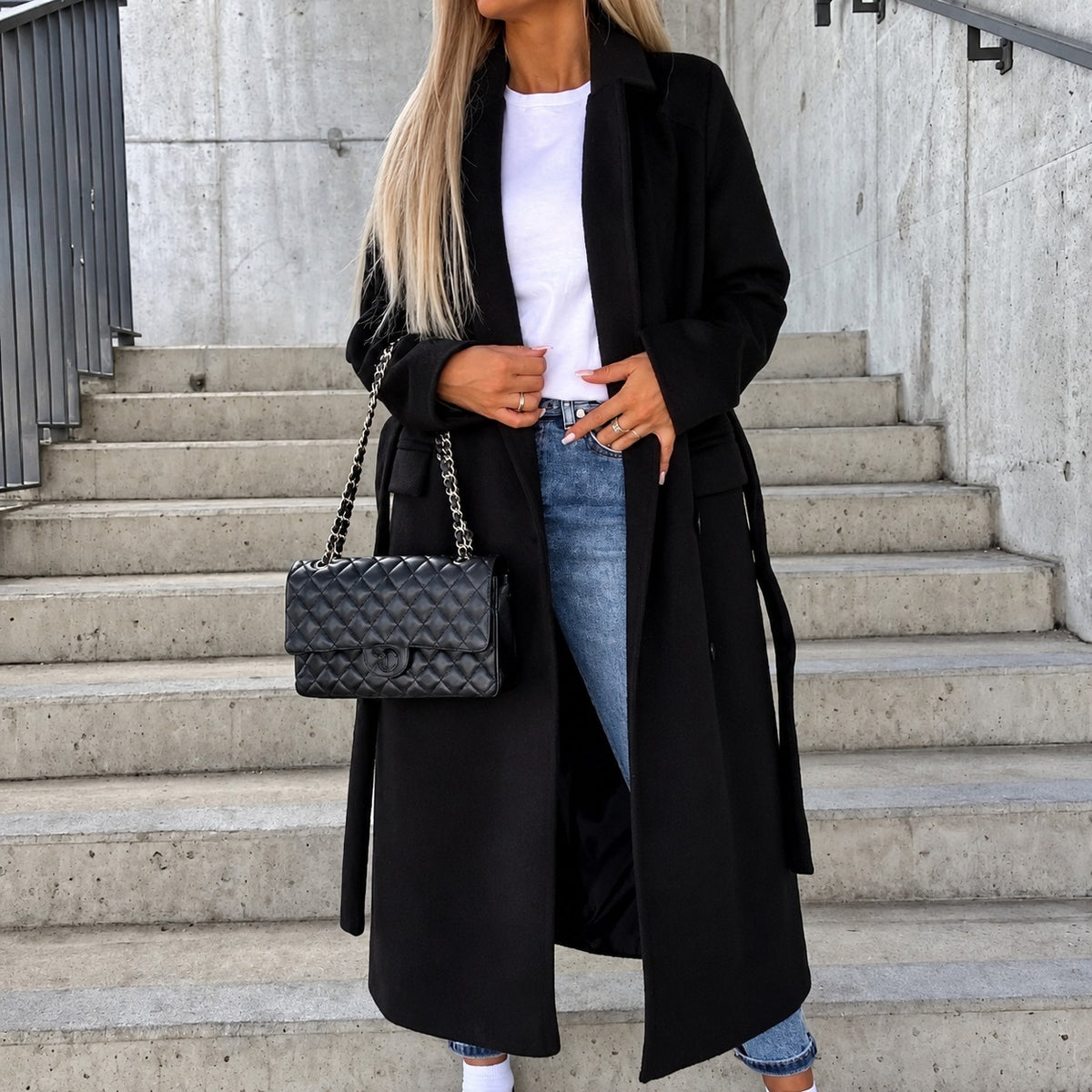 Manteau long pour femmes double-breasté ceinture coupe ajustée