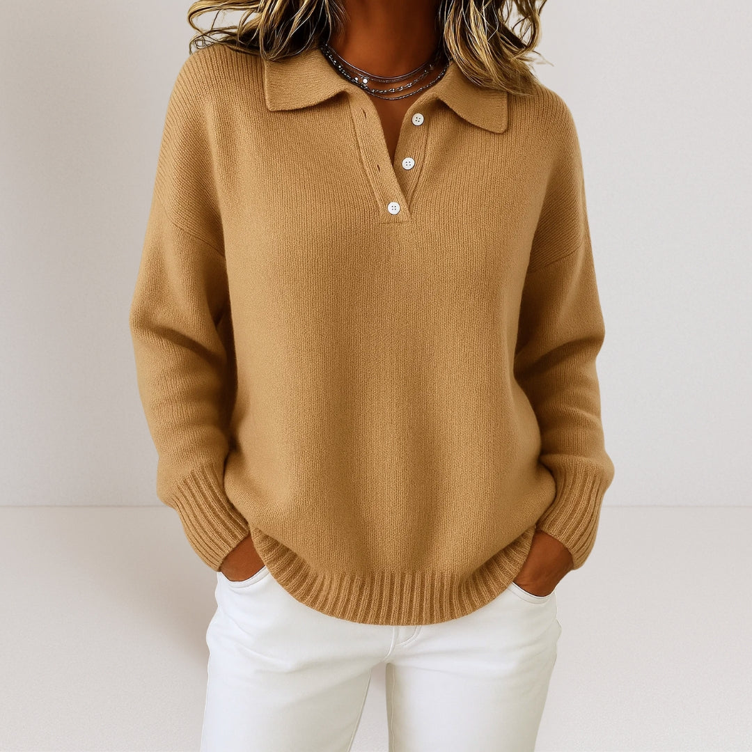 Pull femme à col polo avec boutonnière et coupe décontractée