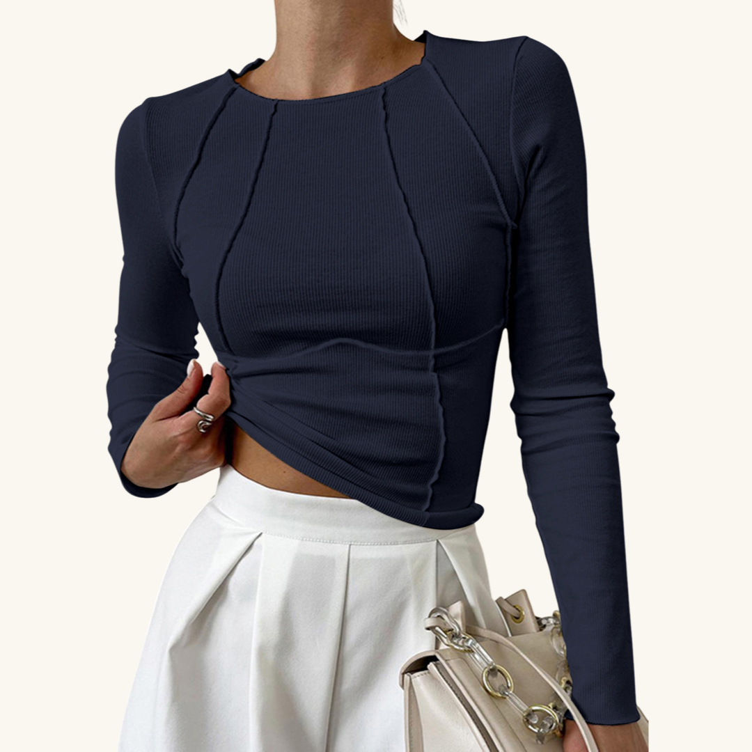 T-shirt femme à manches longues col rond coupe slim texture côtelée détails modernes