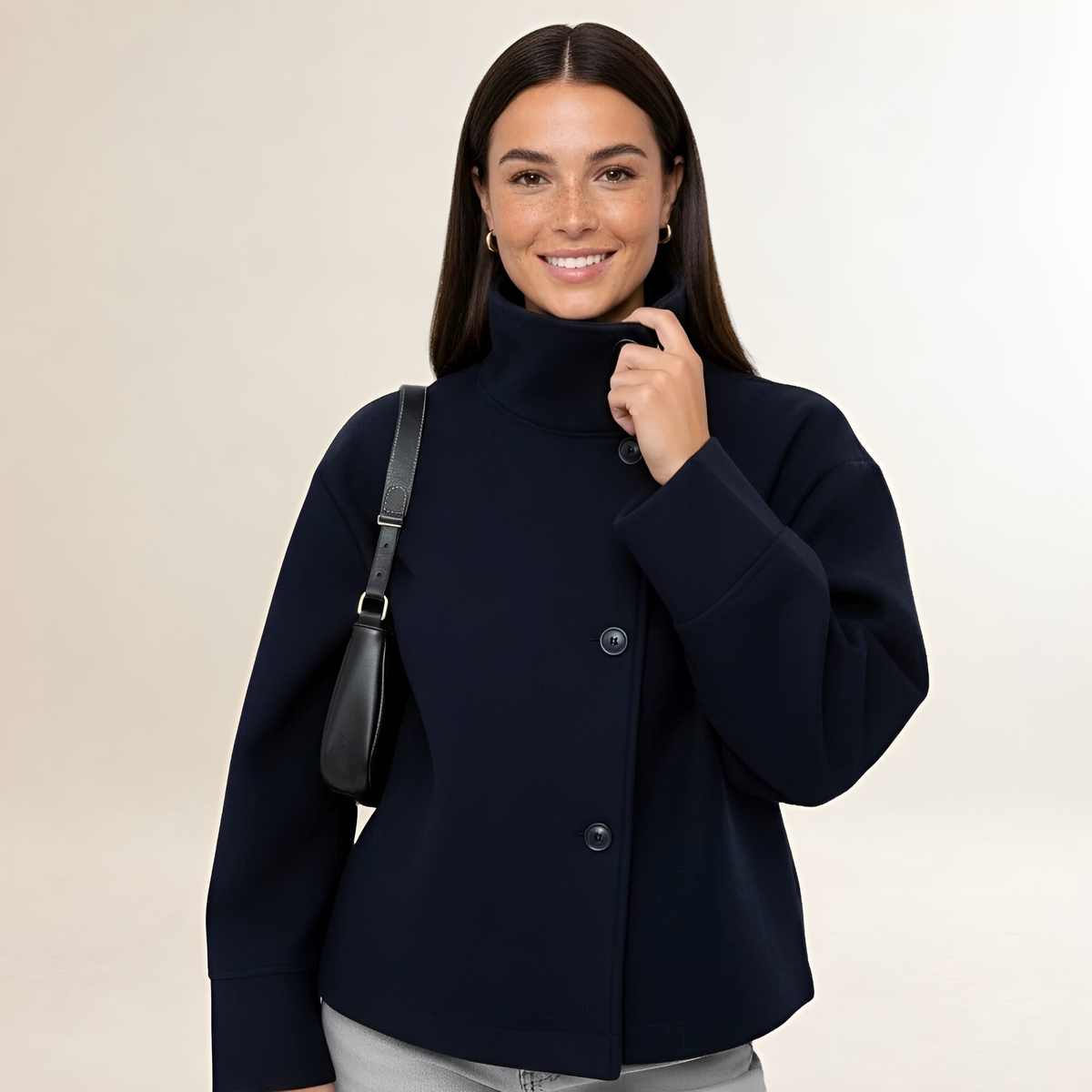 Veste courte femme col haut fermeture double bouton coupe décontractée