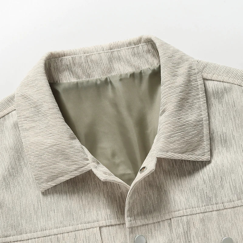 Veste homme légère à boutons avec poches poitrine et col revers