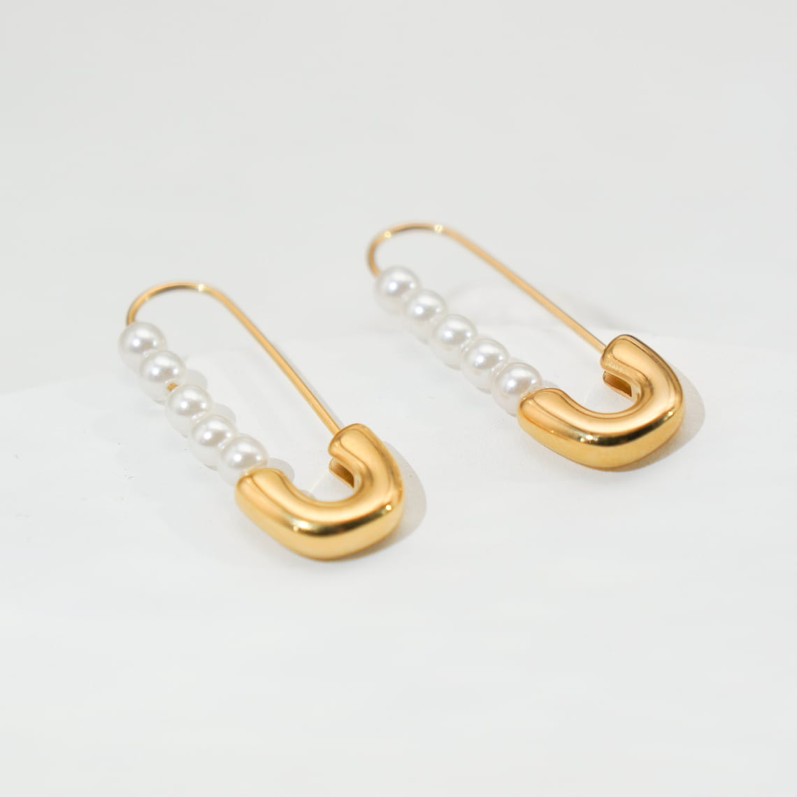 Boucles d'oreilles à épingle de sécurité - Boucles d'oreilles en perles fraîches et délicates
