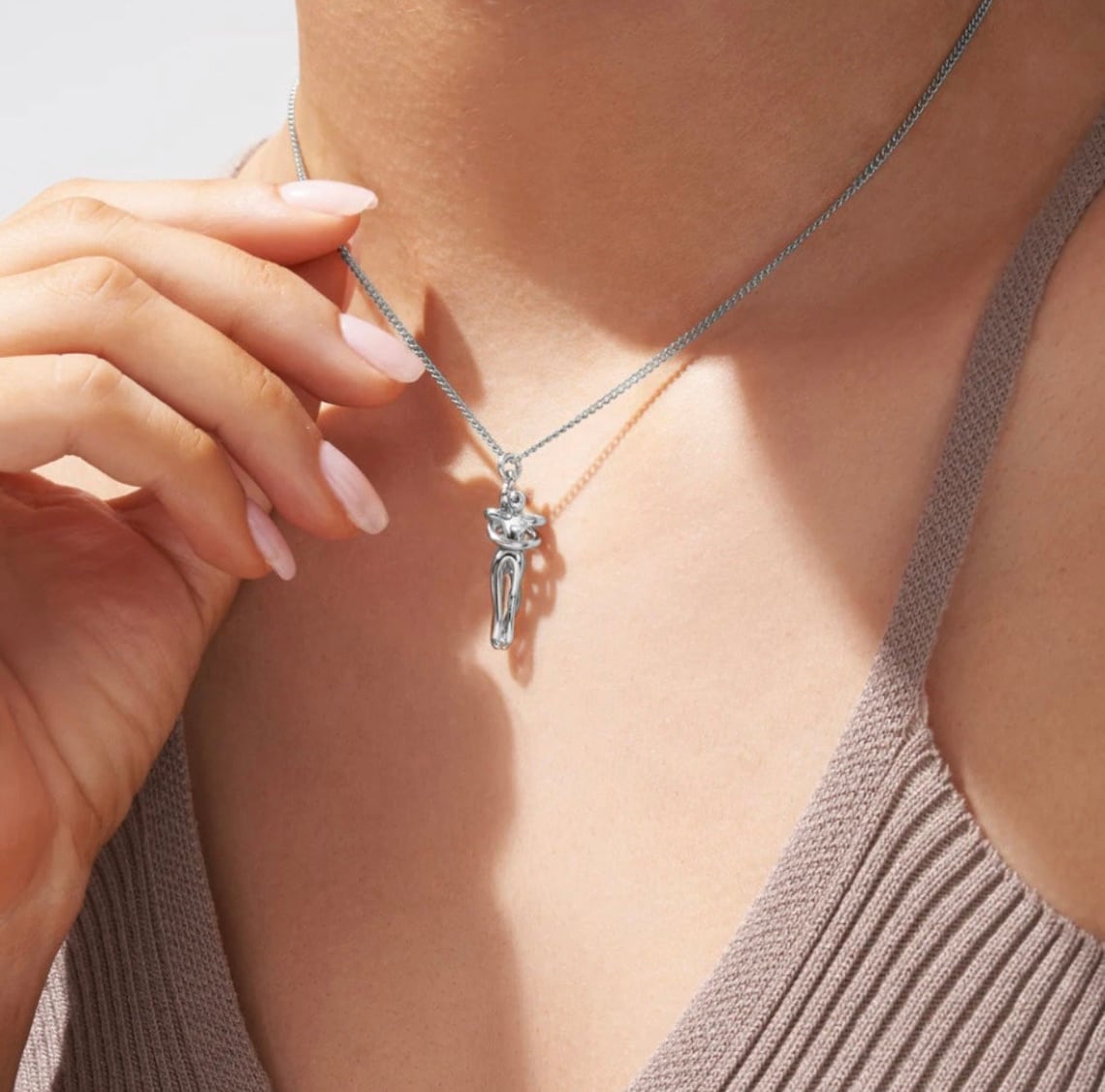 Pendentif Love Hug - Collier de couple avec étreinte
