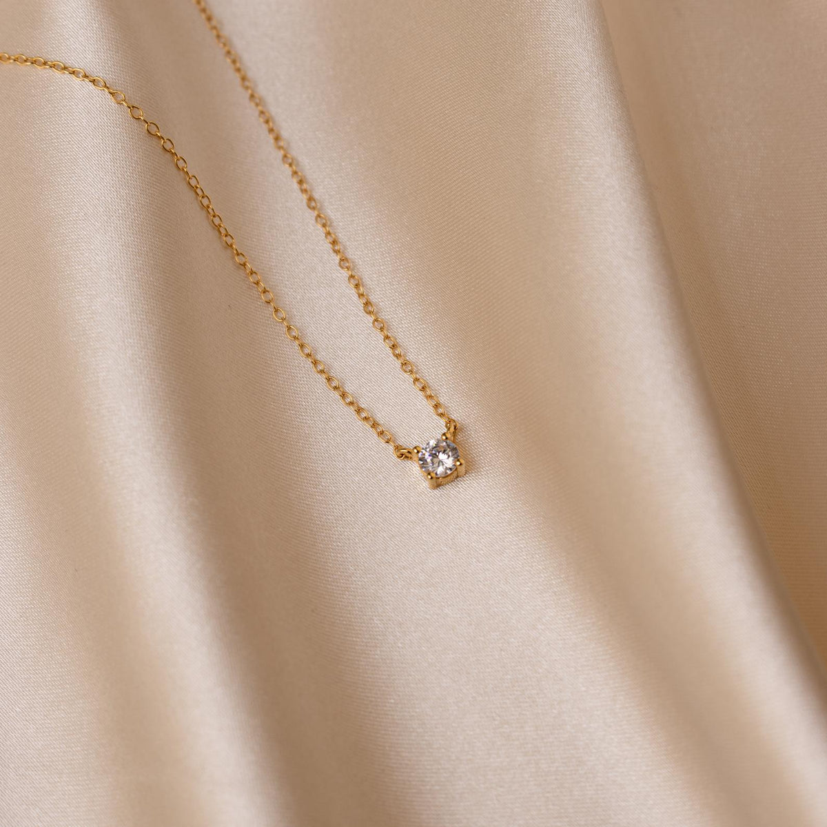 Collier Délicat de Diamants - Collier avec Ornements de Pierre