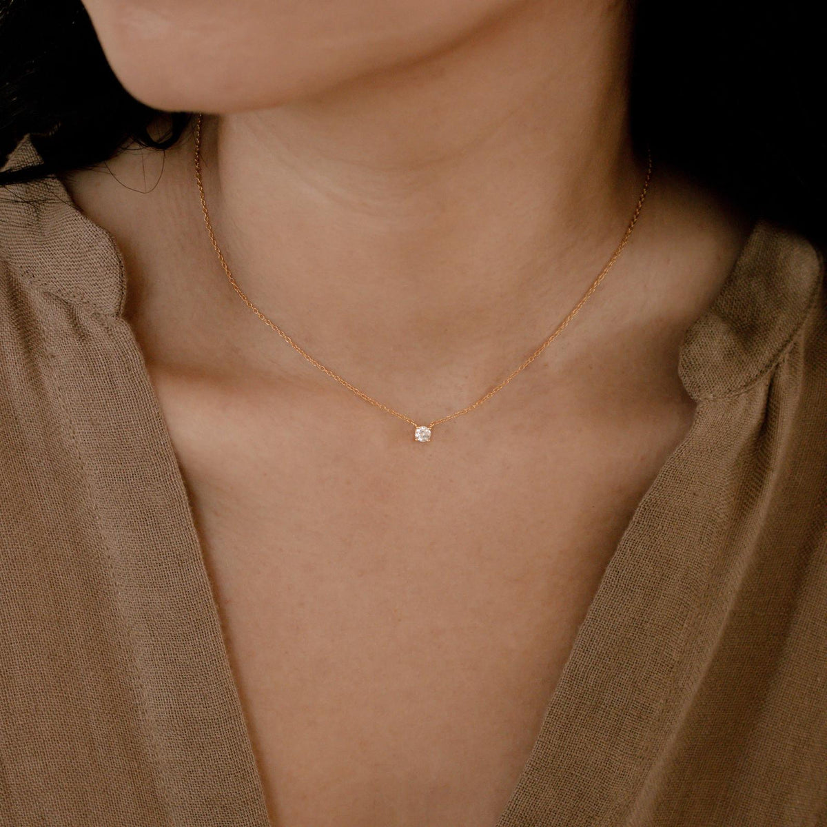 Collier Délicat de Diamants - Collier avec Ornements de Pierre
