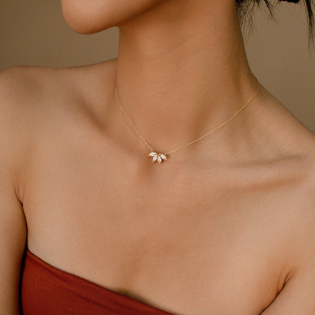 Collier de diamant marquise - Incrustation de pierre marquise