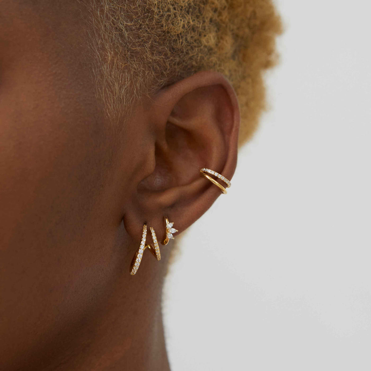 Kelly – Manchon d'oreille doré