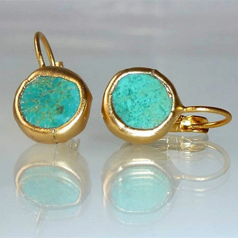 Maia – Boucles d'oreilles dorées avec pierre turquoise