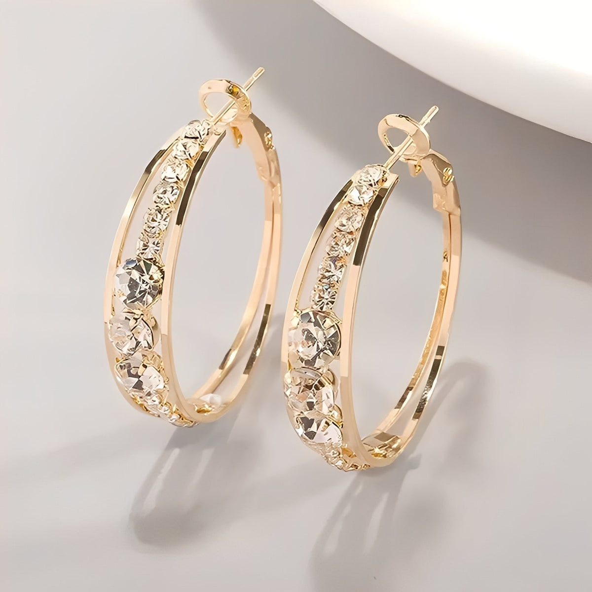 Raya – Boucles d'oreilles élégantes en or