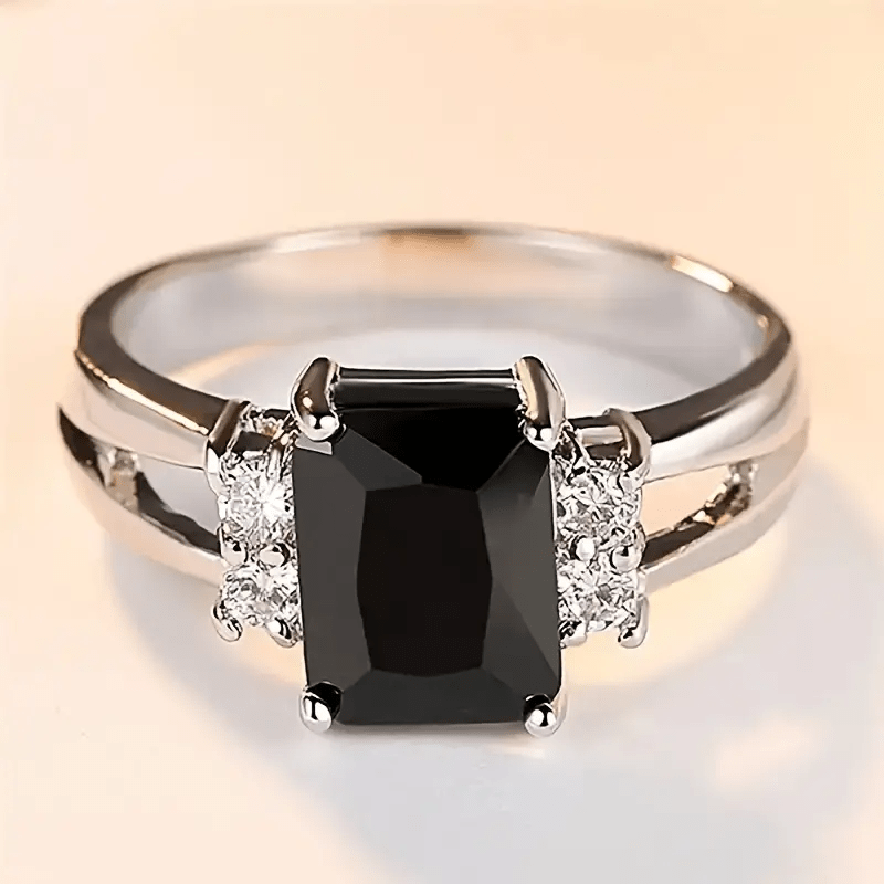 Ravenna – Bague vintage avec onyx brillant