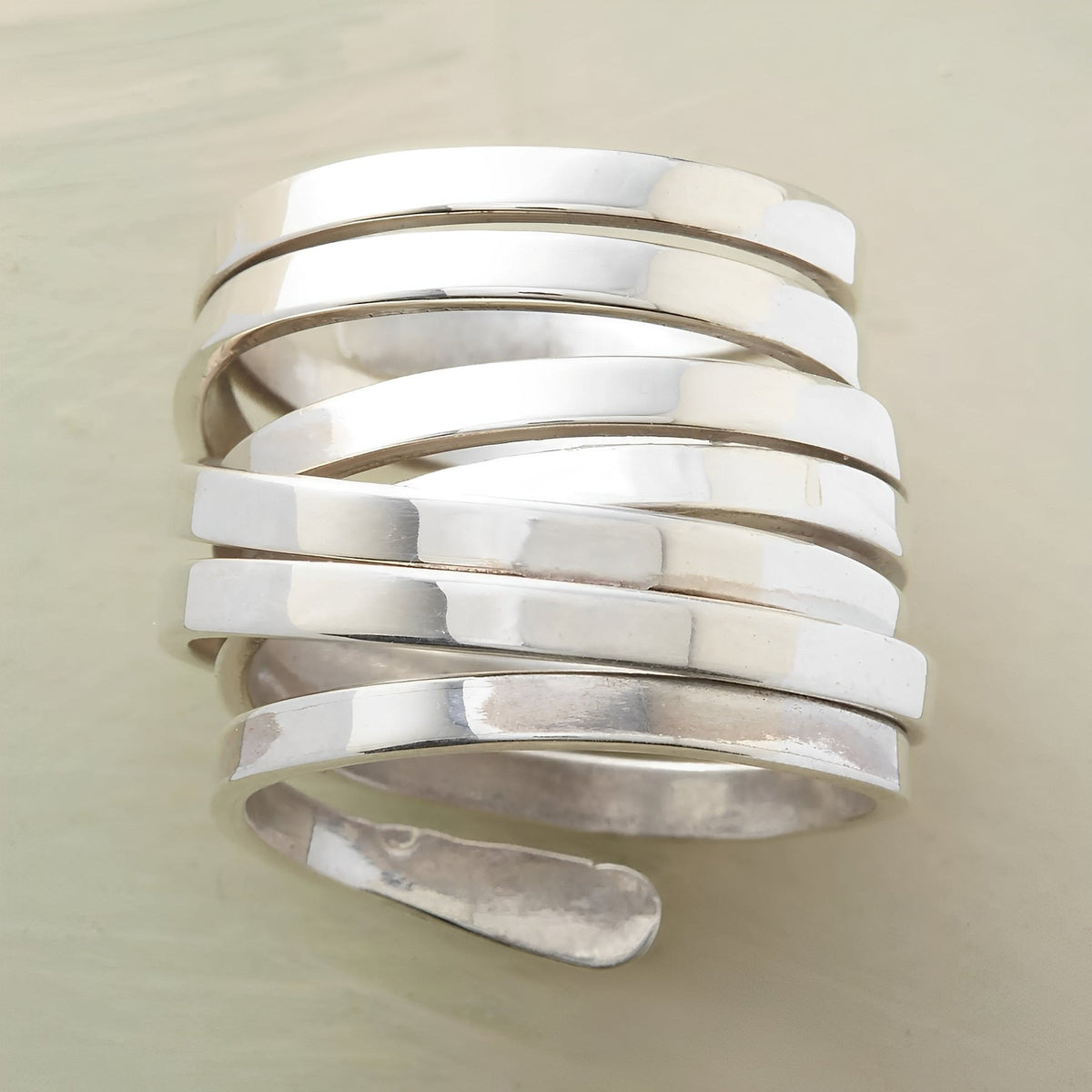 Valena – Bague en Argent Structurée