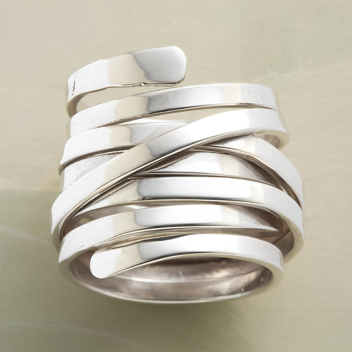 Valena – Bague en Argent Structurée
