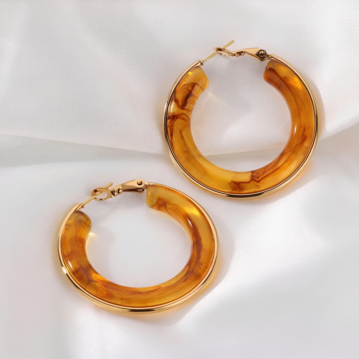 Oreilia – Boucles d'oreilles créoles en écaille