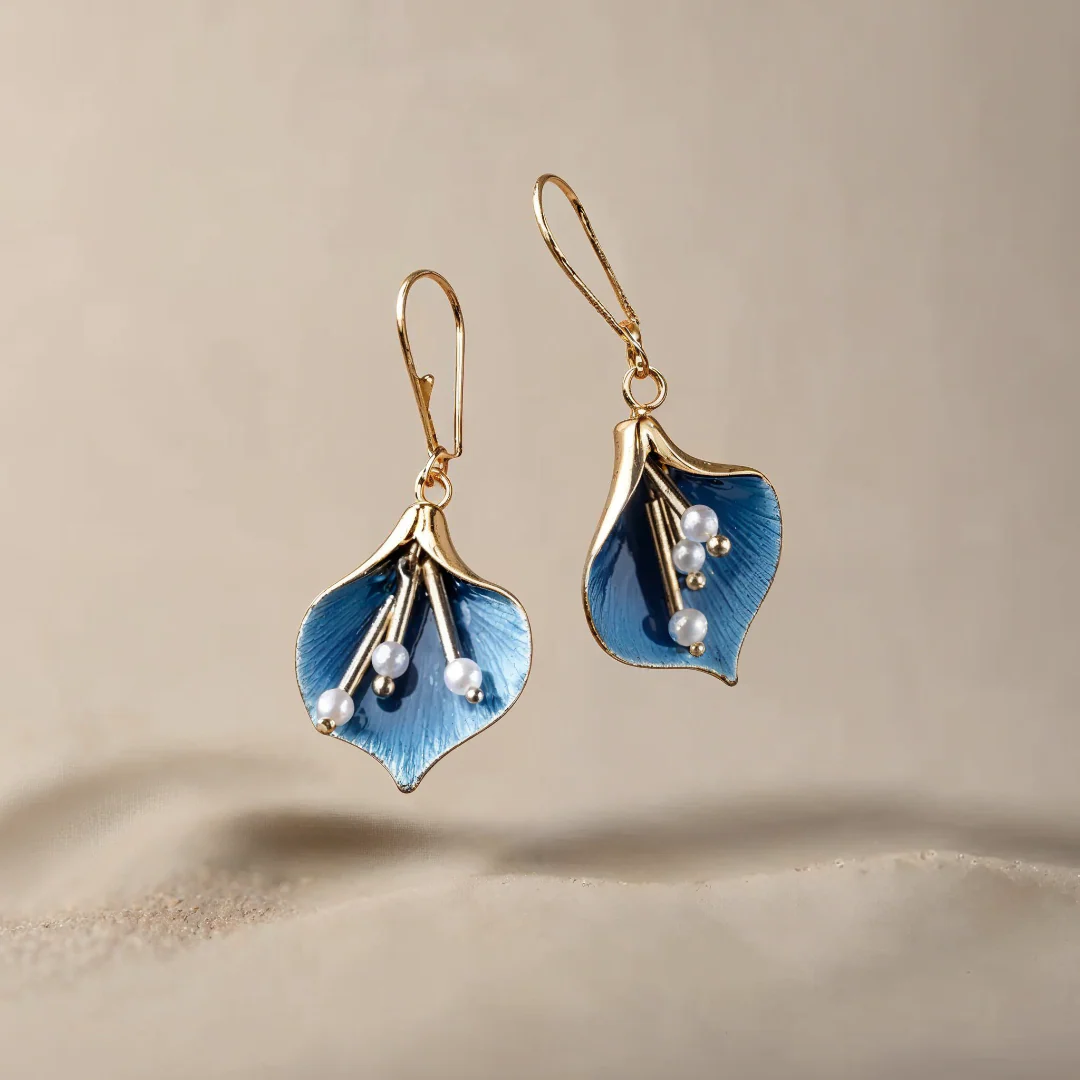 Yara – Boucles d'oreilles Lotus Bleu en argent vintage