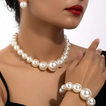 Carla – Ensemble vintage de boucles d'oreilles, bracelet et collier