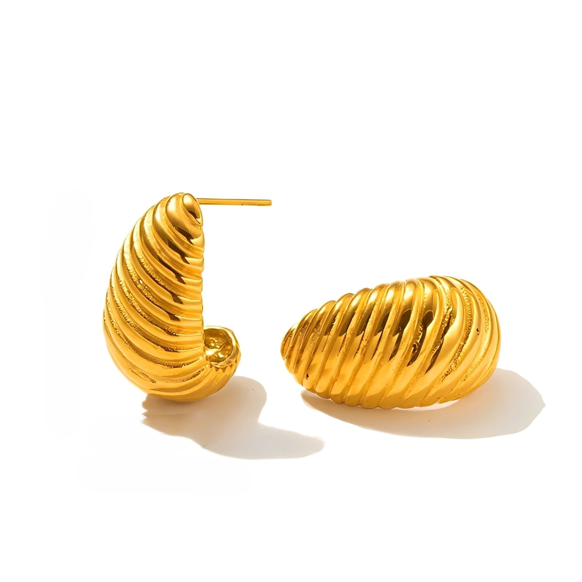 Alice – Boucles d'oreilles élégantes plaquées or
