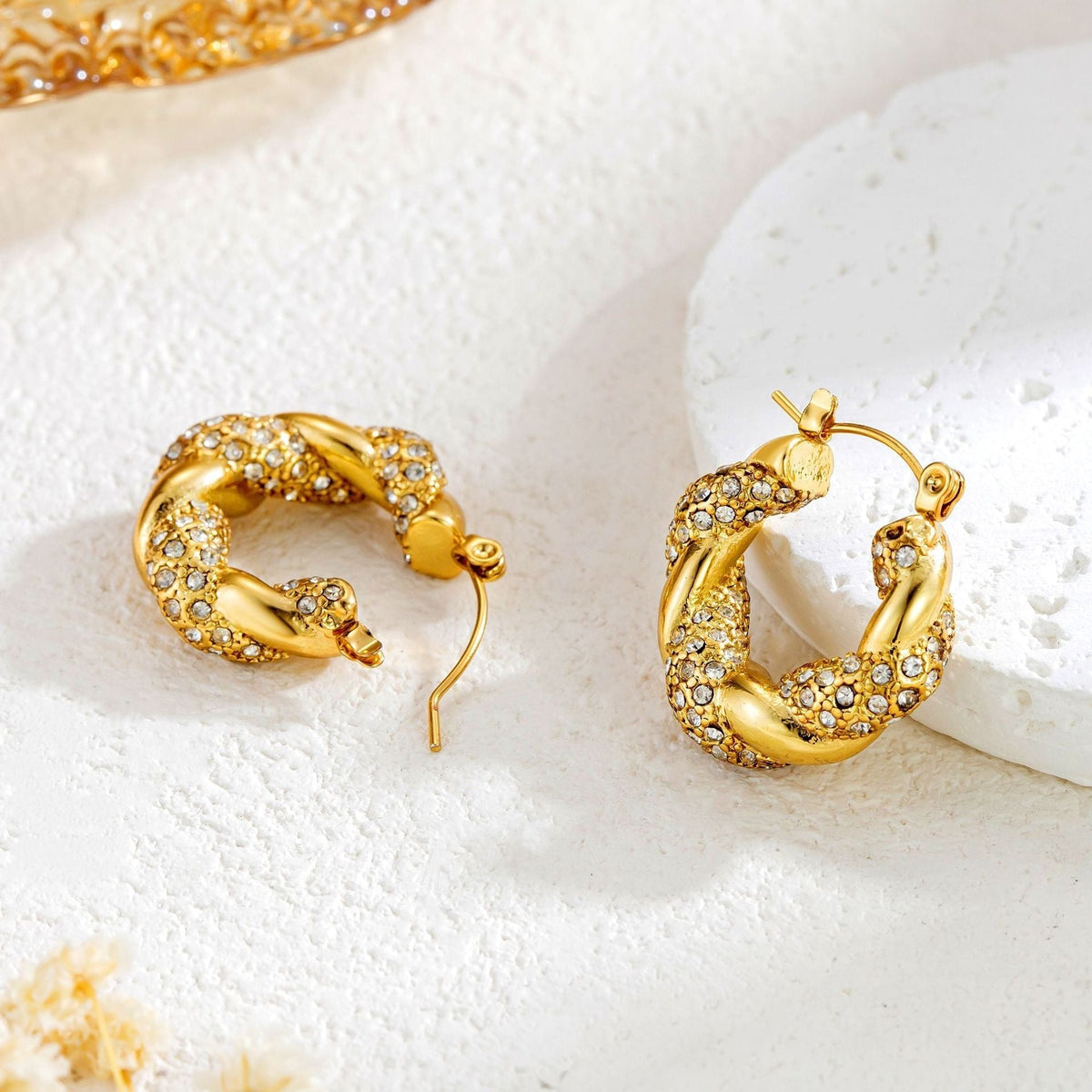 Alix – Boucles d'oreilles U-Twist en or