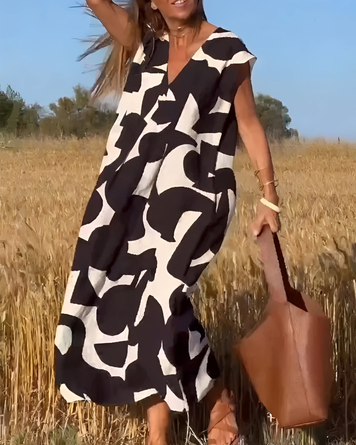 Darcie - Robe fluide avec col en V pour femmes