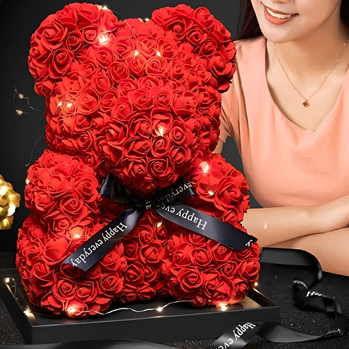 Teddie - Ours en roses romantique avec boîte cadeau LED pour la Saint-Valentin