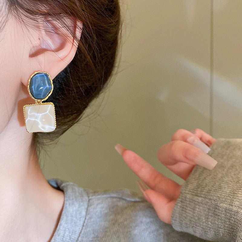 Lianne – Boucles d'oreilles géométriques émaillées