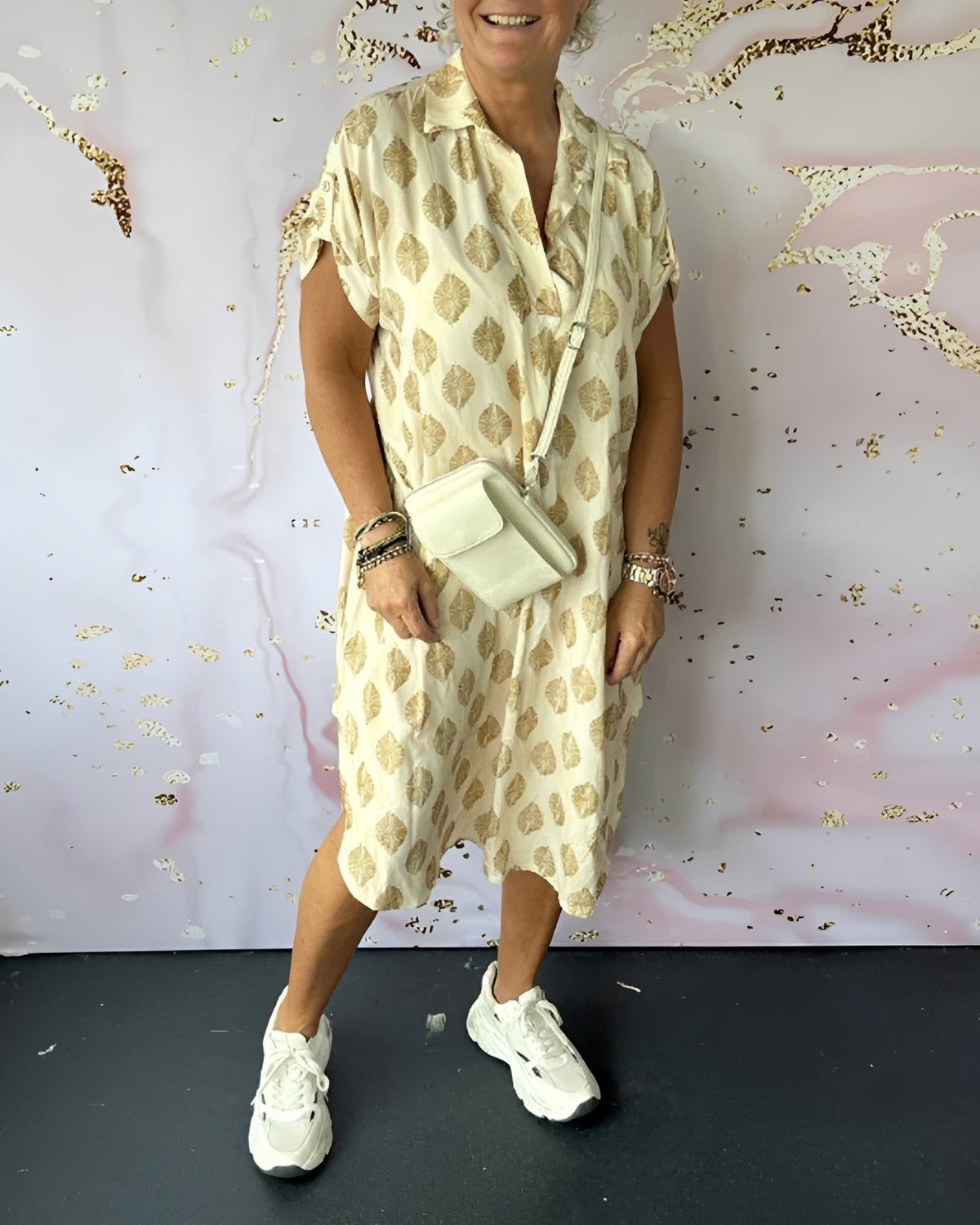 Kristina - Robe ample et élégante avec revers pour femmes