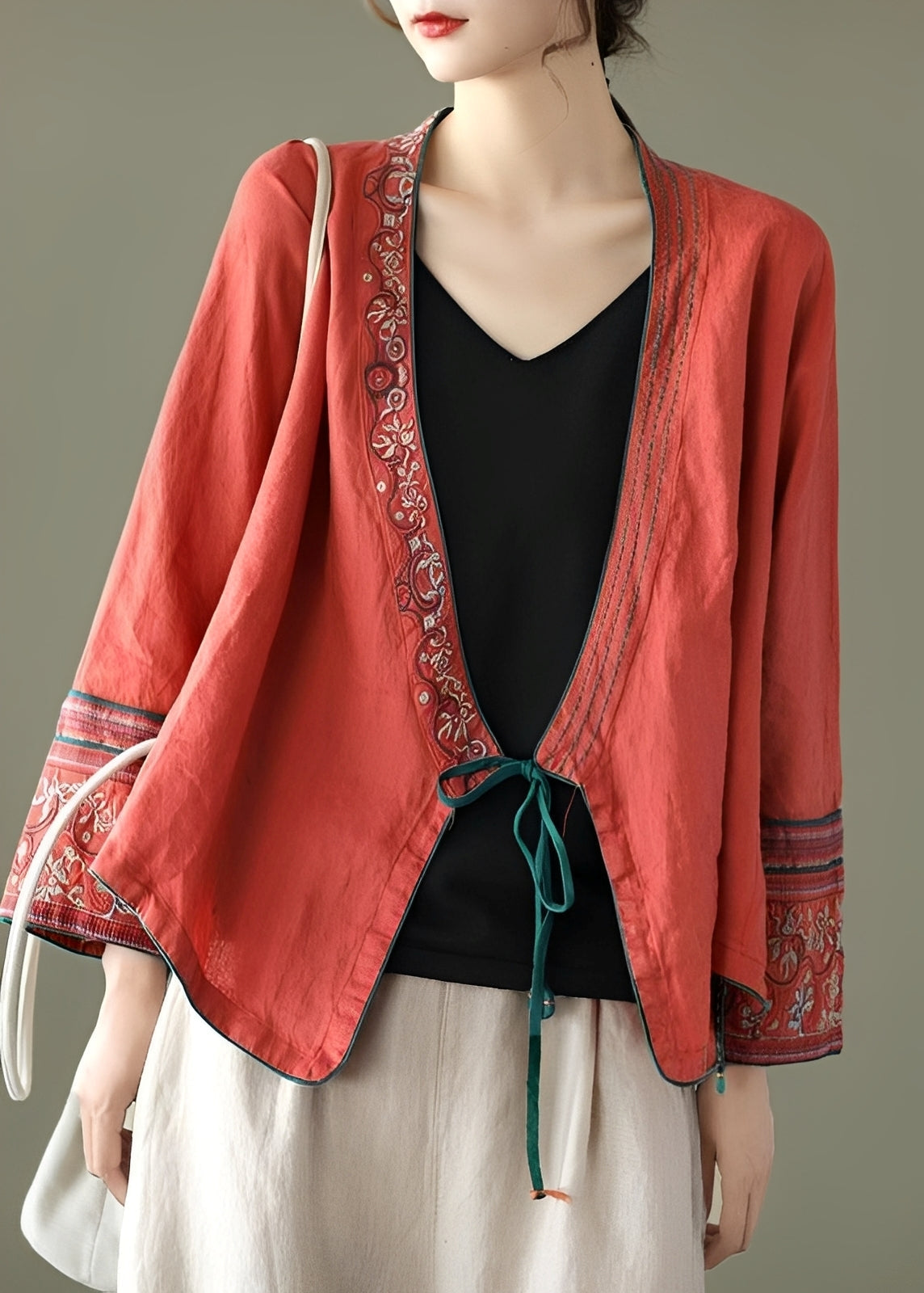 Nastia - Blouse chic et confortable avec broderie pour femmes