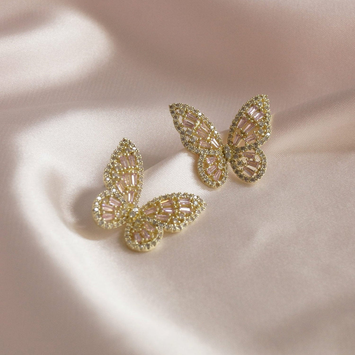 Niamh - Boucles d'oreilles papillon