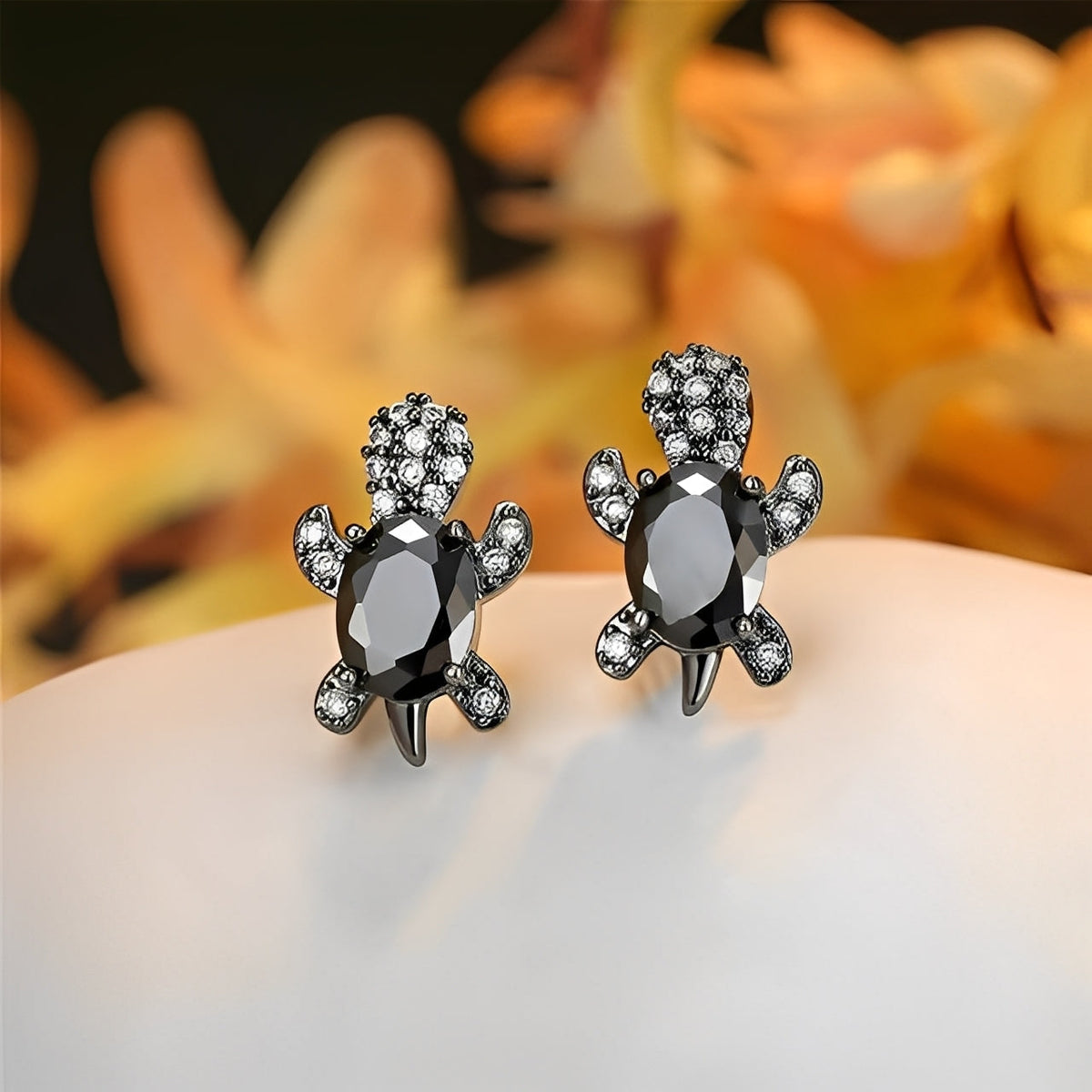 Talia – Boucles d'Oreilles de Tortue Marine en Argent et Zircons