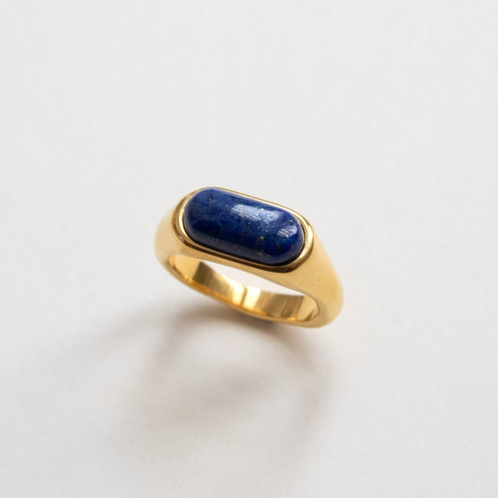 Aria - Bague en or lisse avec pierre bleue