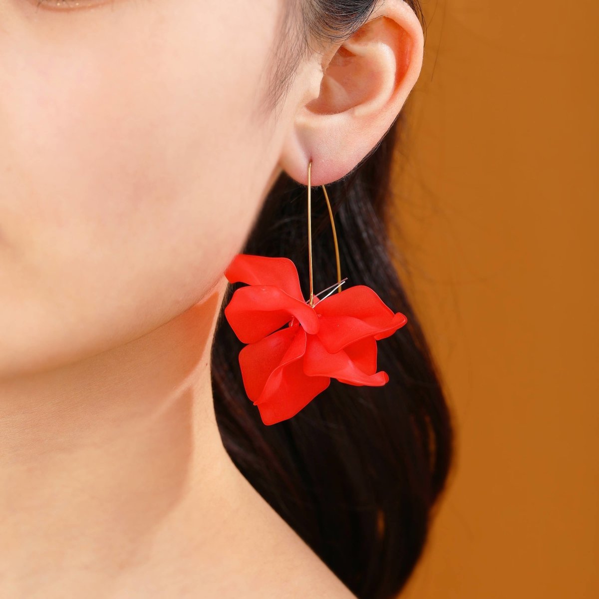 Fariba - Boucles d'oreilles créoles avec fleurs printanières